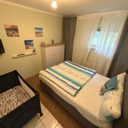 Ruhige Wohnung, Citynah Und Kinderfreundlich * Rostock