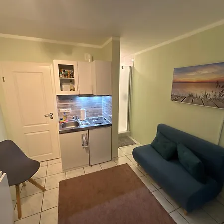 Apartment Ruhige Wohnung, Citynah Und Kinderfreundlich *
